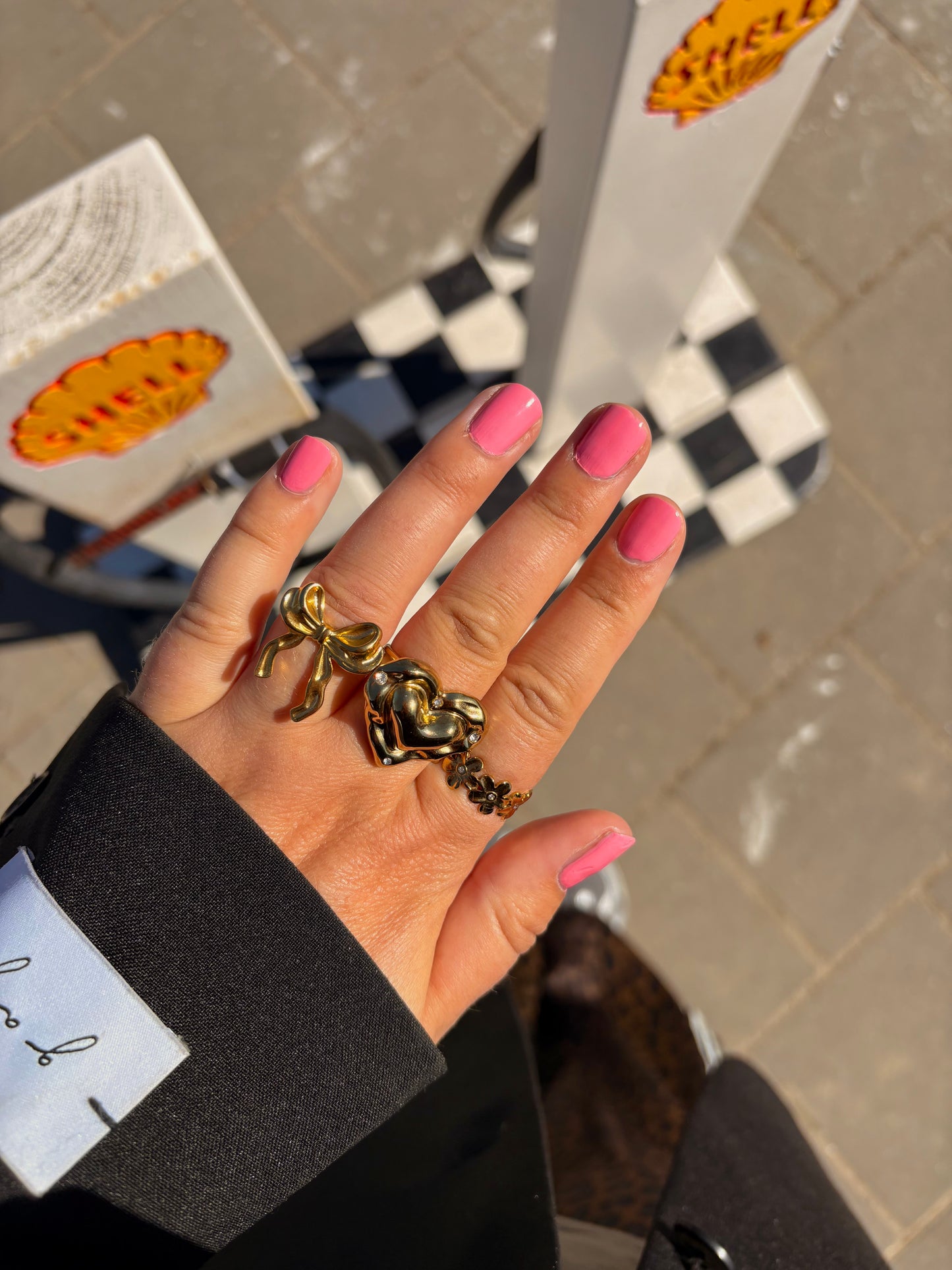 The bow ring