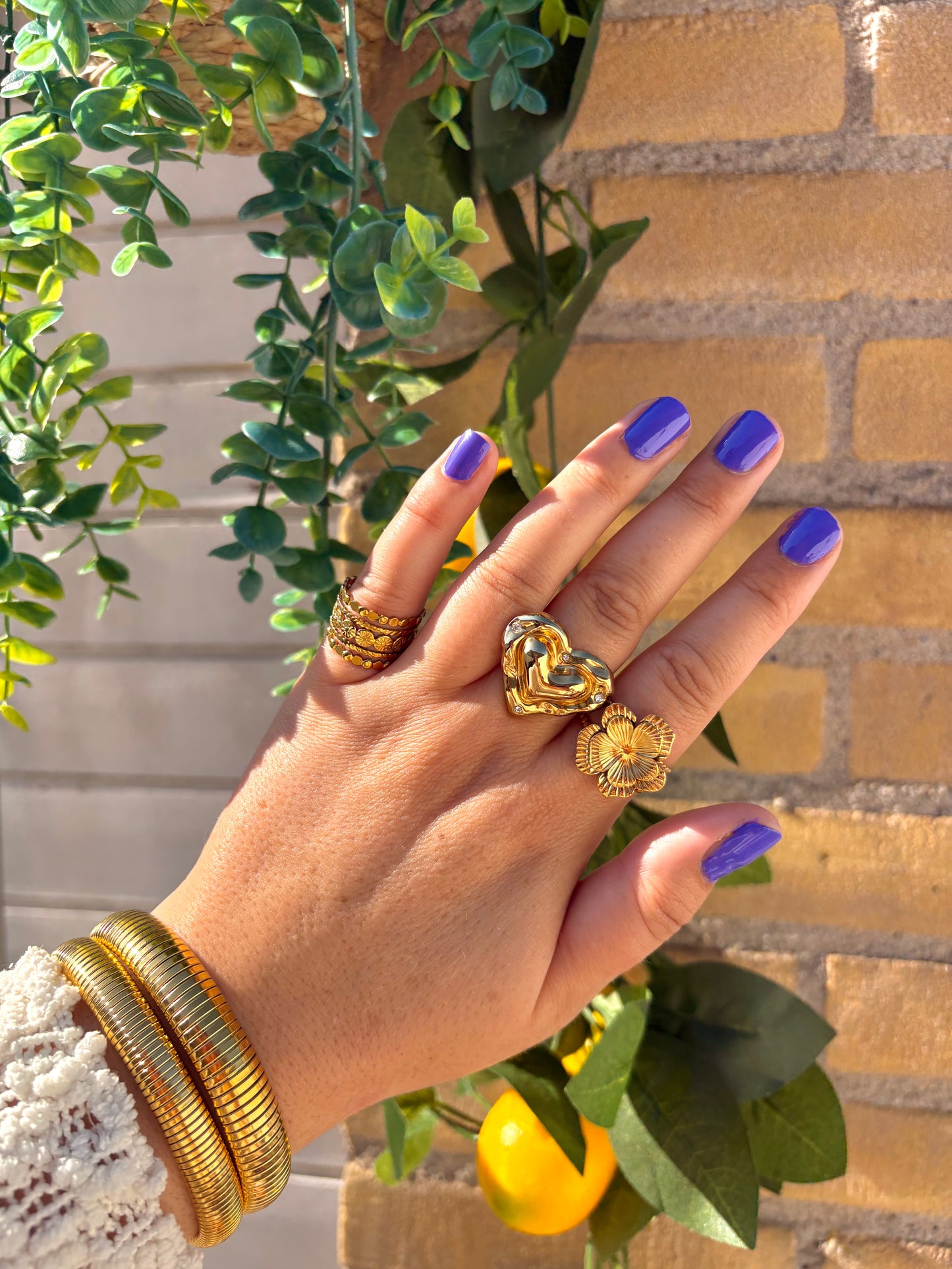 Statement bangle medium